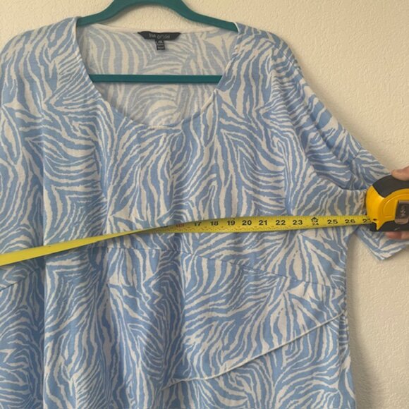 Yak & Yeti Women's Oversized Lightweight Zebra Stripe Blue Tee - Lg/XL‎ NWOT - Picture 3 of 5